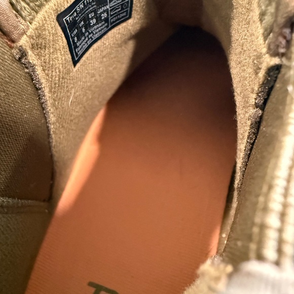 Teva Green Mid Platform Boots - Picture 4 of 7